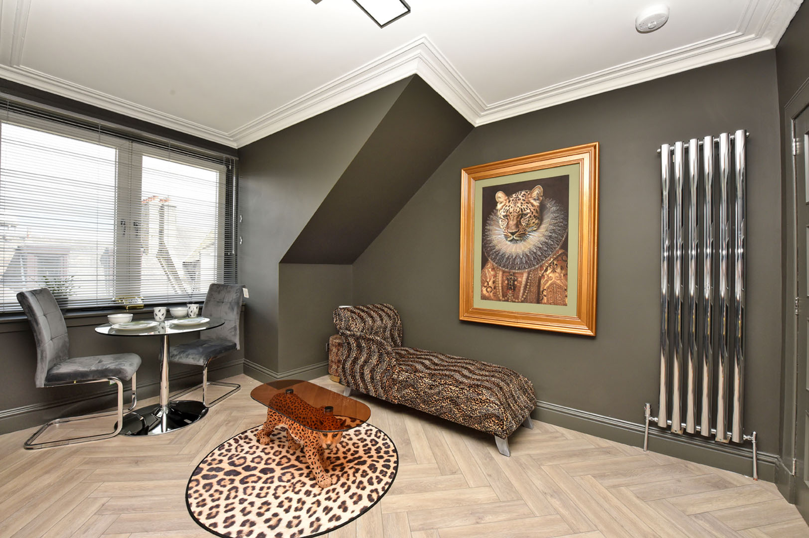 Fraser Street 2E 22 0524